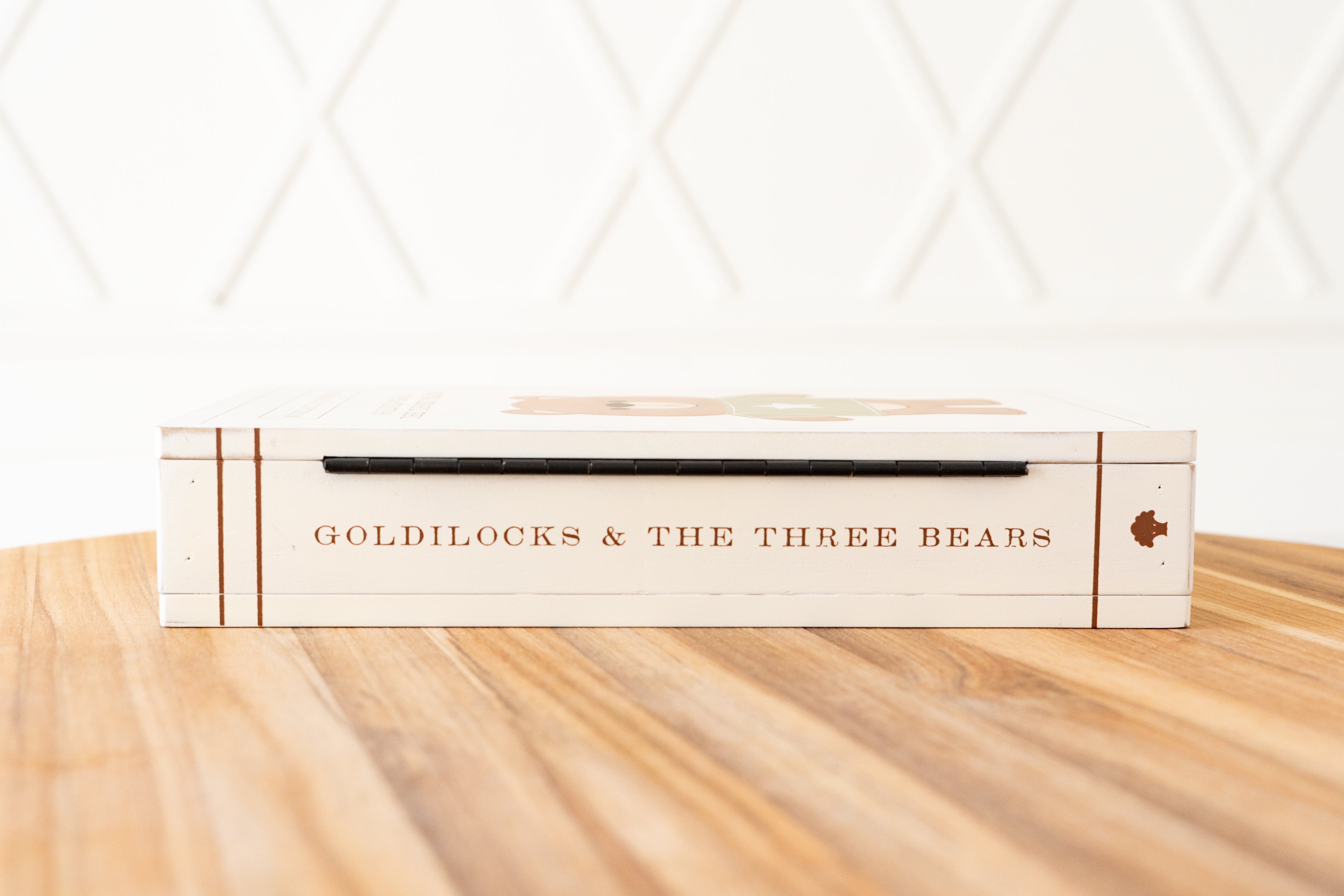 Goldilocks & Three Bears Woodland Storybook Gift Set