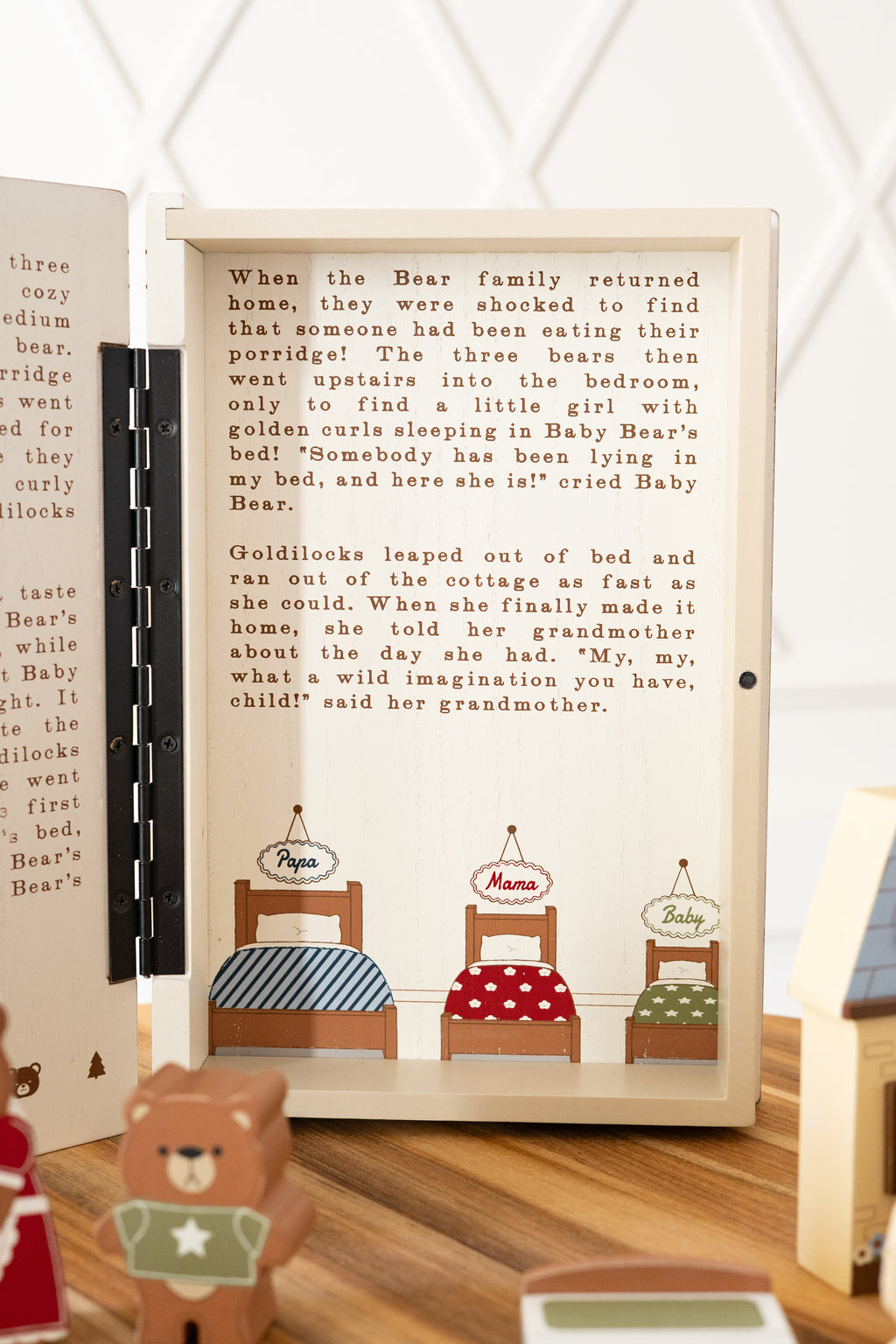 Goldilocks & Three Bears Woodland Storybook Gift Set