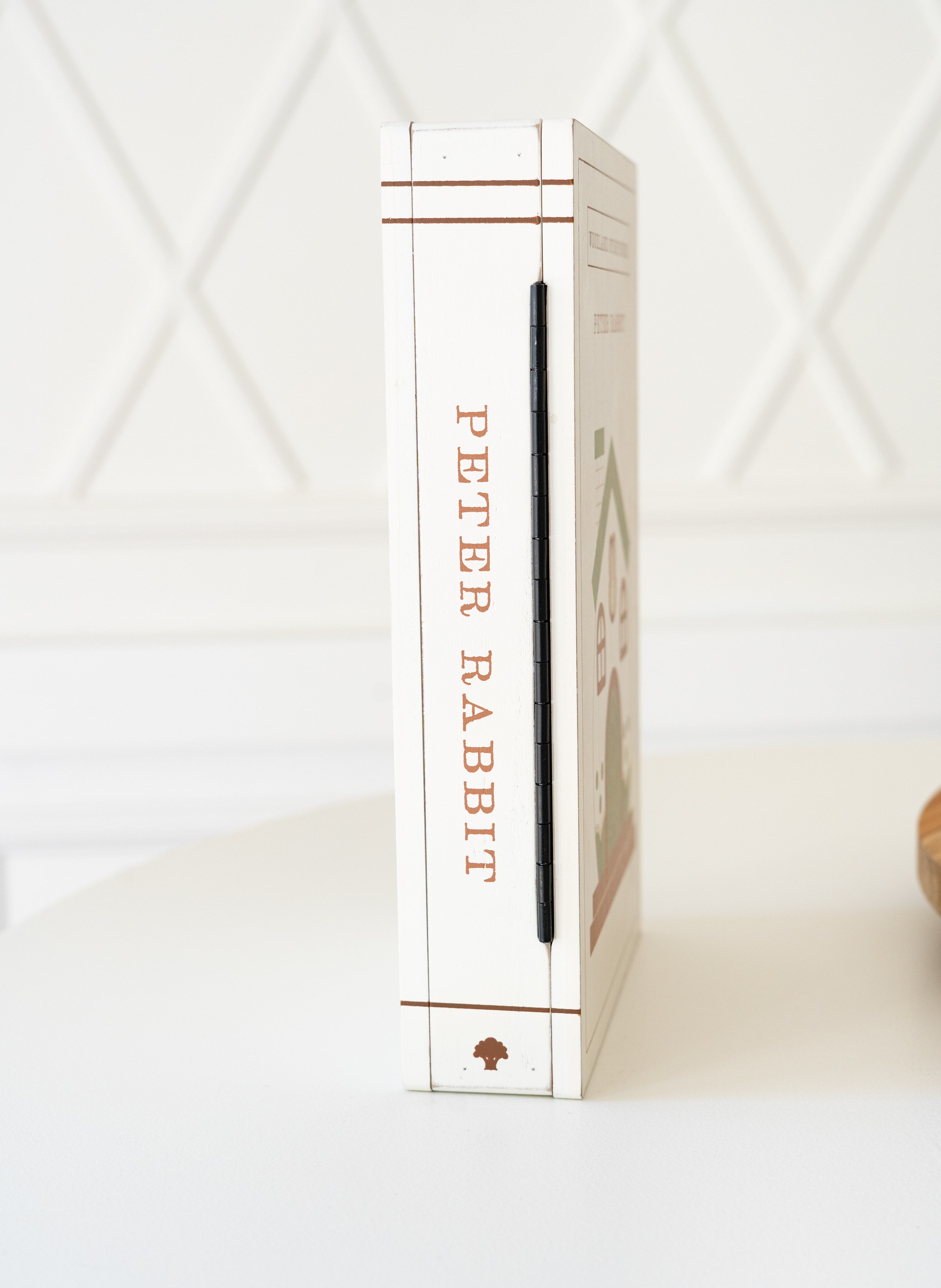 Peter Rabbit Woodland Storybook Gift Set