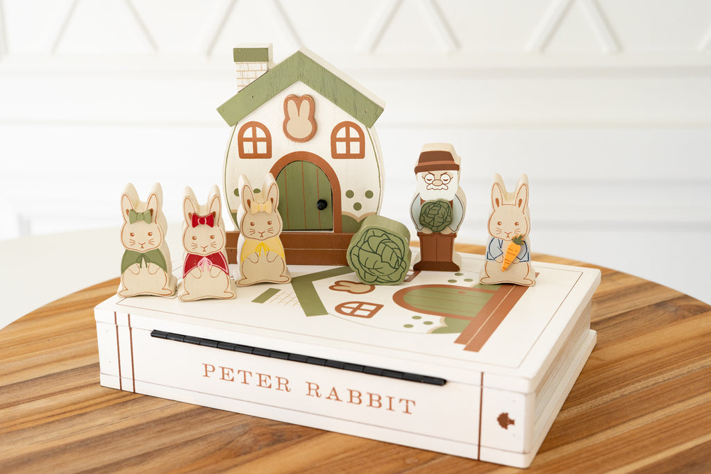Peter Rabbit Woodland Storybook Gift Set